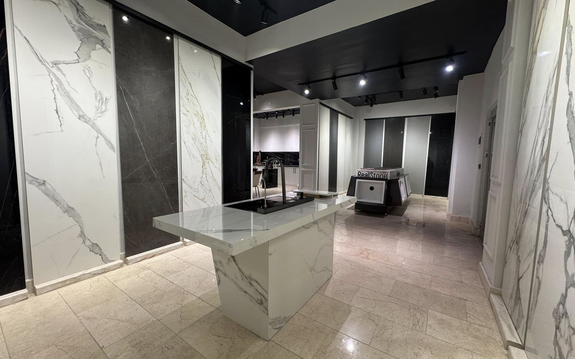 Showroom
